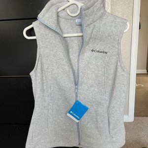 Columbia vest